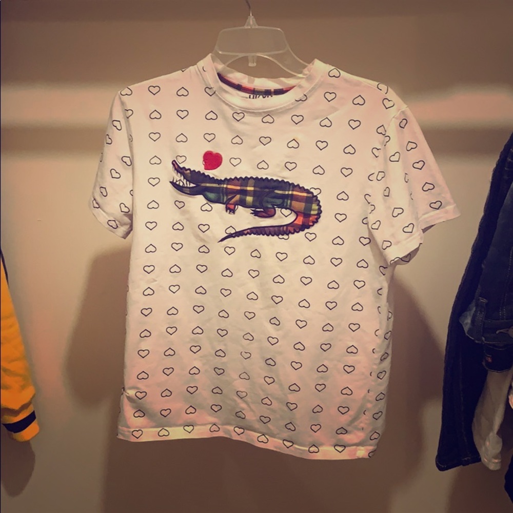 Stylish white T-shirt with black hearts